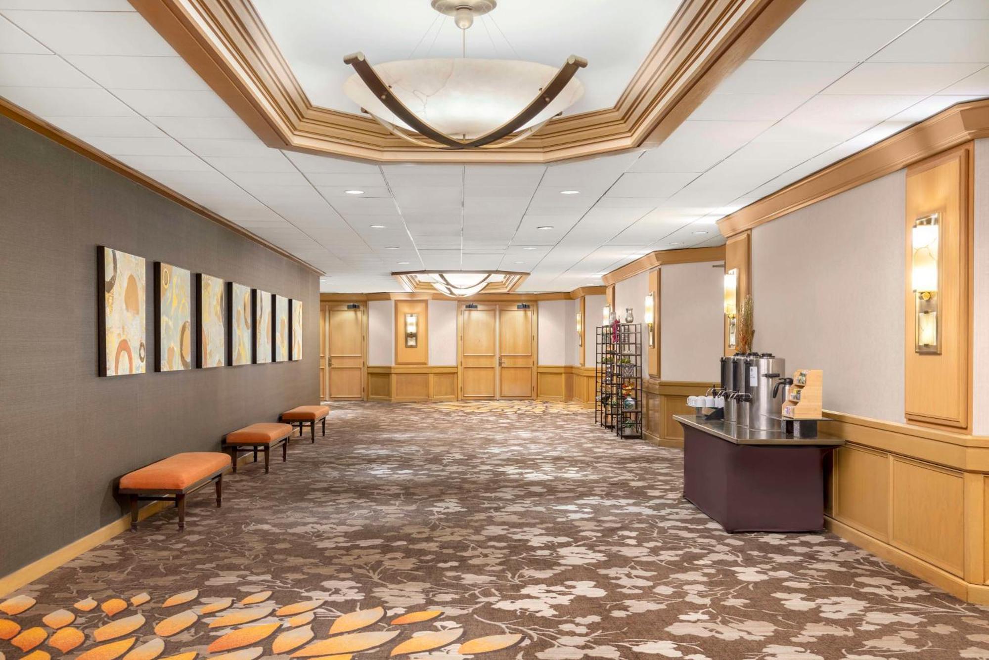 Hotel Hilton Orange County/Costa Mesa Extérieur photo