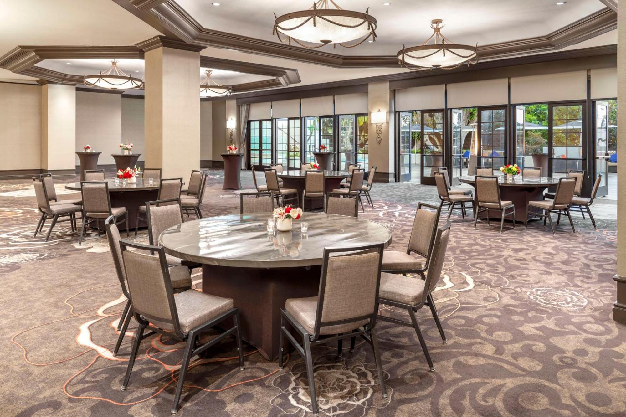 Hotel Hilton Orange County/Costa Mesa Extérieur photo