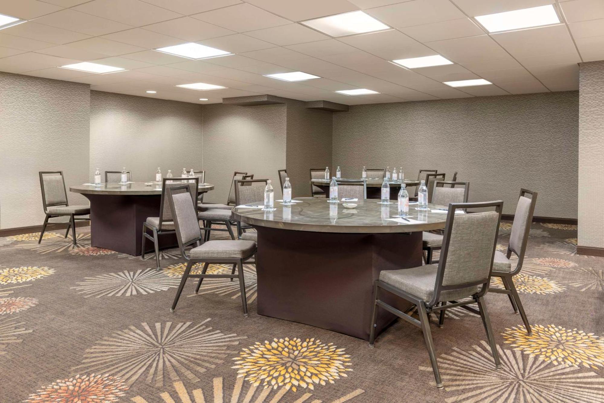 Hotel Hilton Orange County/Costa Mesa Extérieur photo
