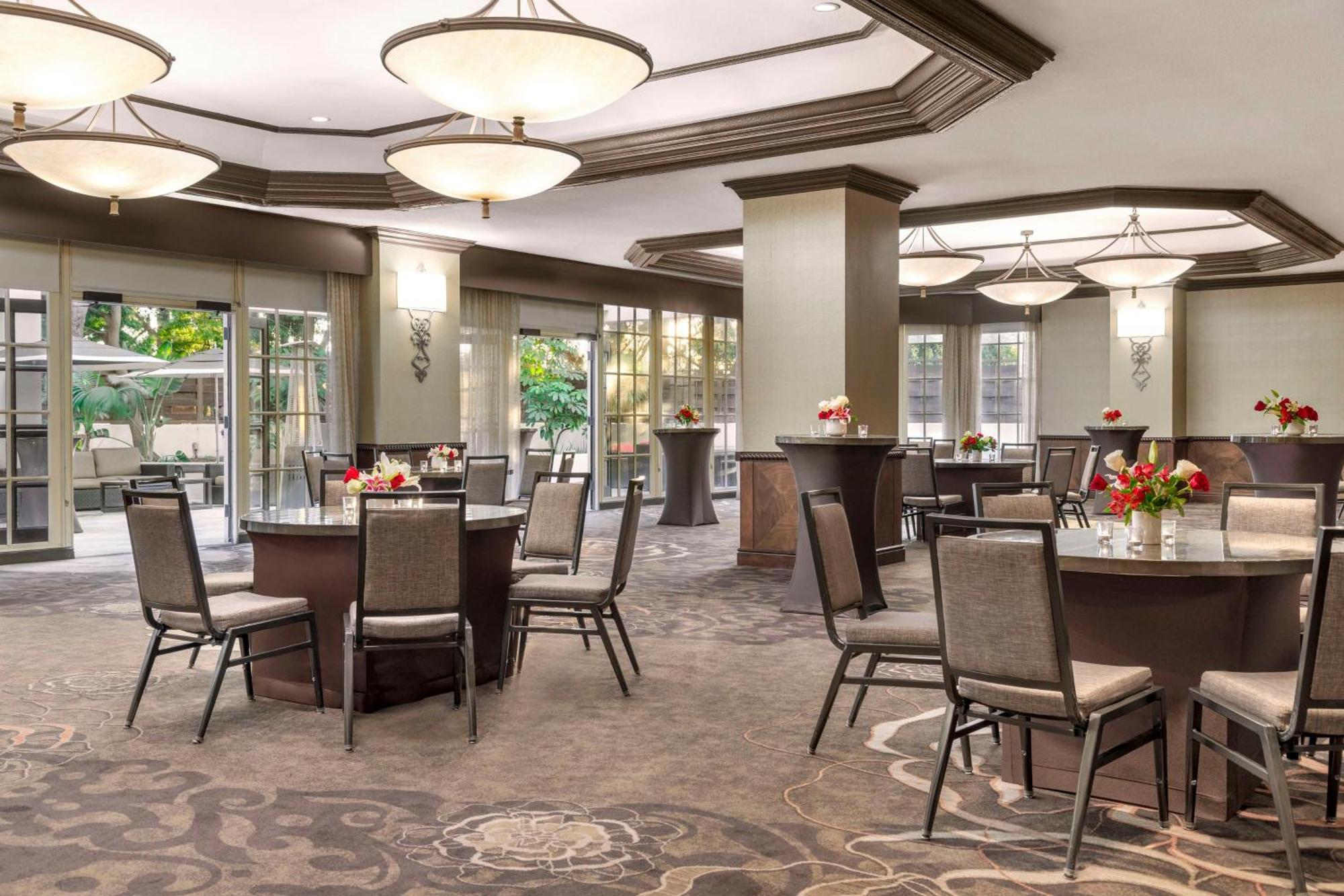 Hotel Hilton Orange County/Costa Mesa Extérieur photo