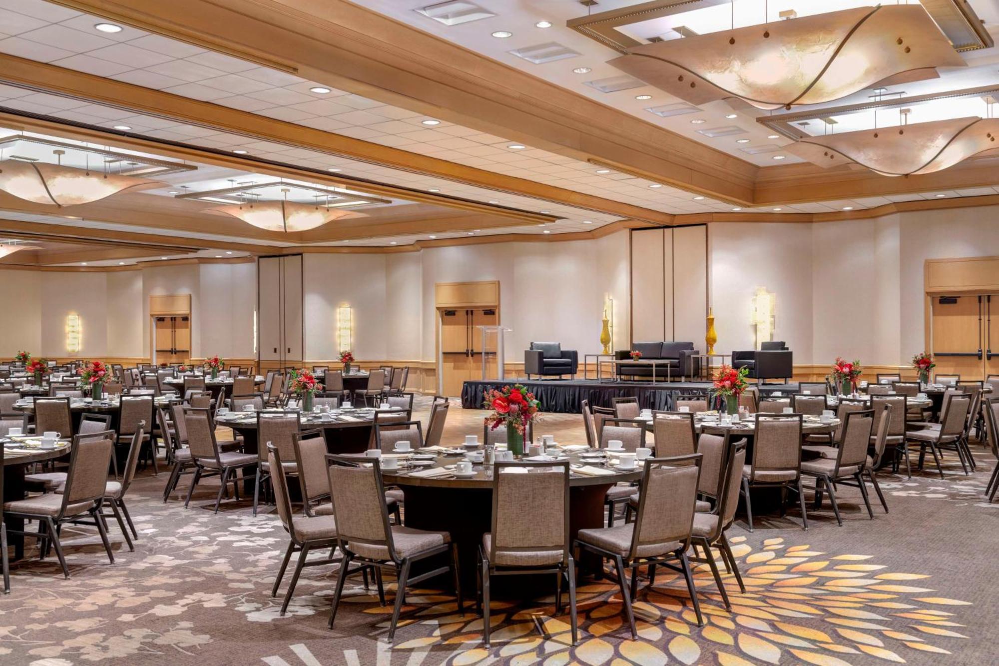 Hotel Hilton Orange County/Costa Mesa Extérieur photo