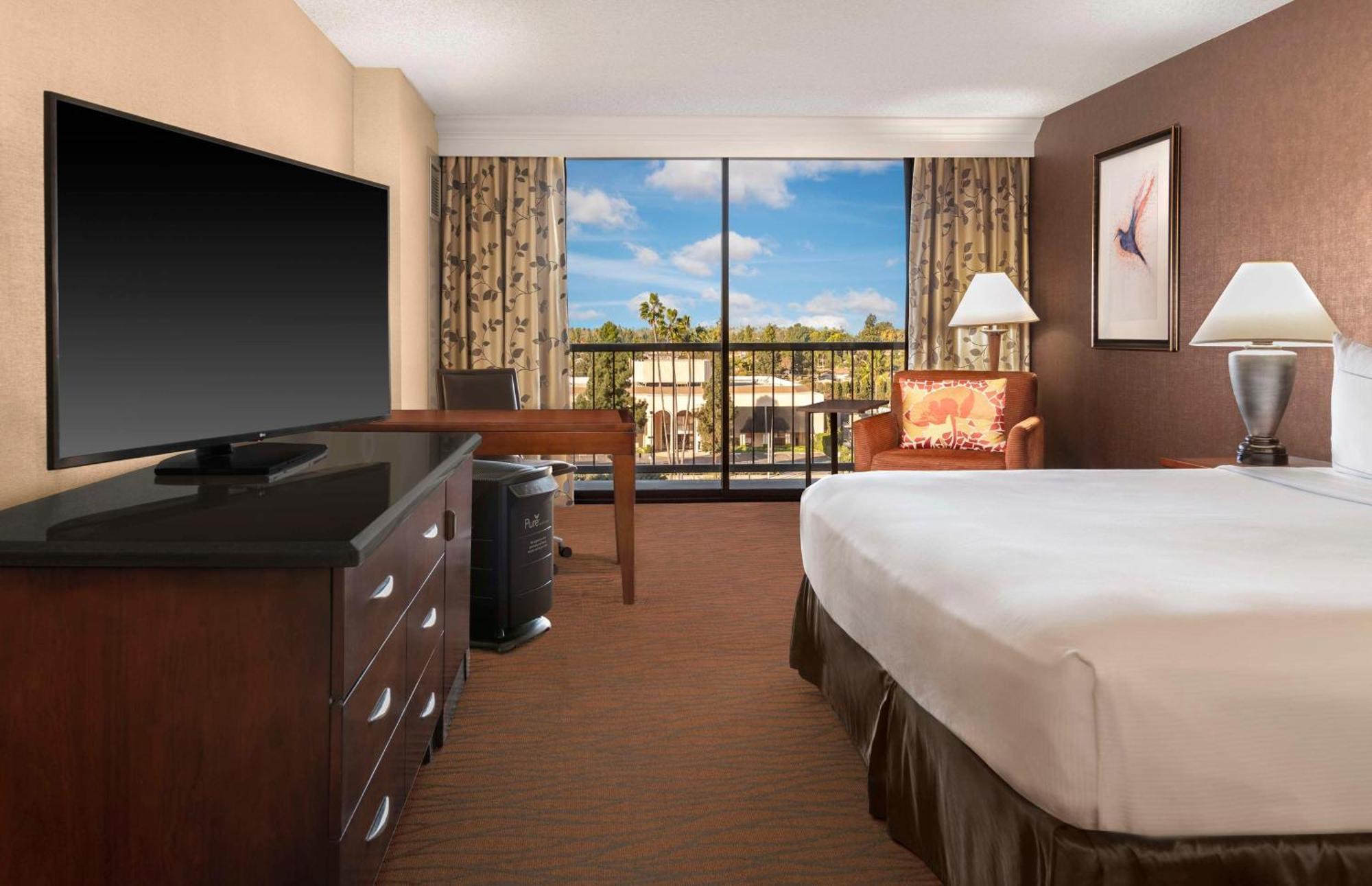 Hotel Hilton Orange County/Costa Mesa Extérieur photo