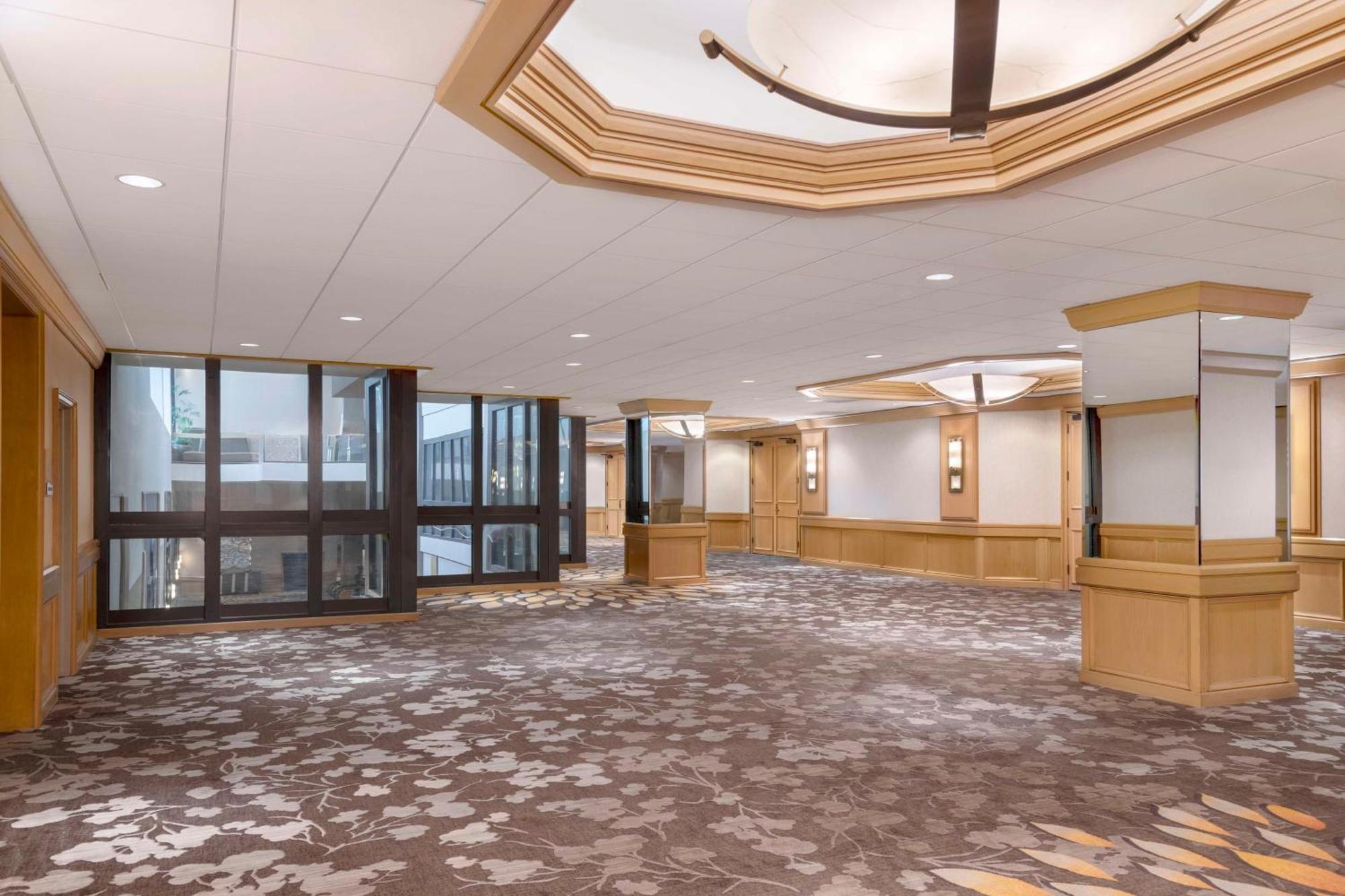 Hotel Hilton Orange County/Costa Mesa Extérieur photo