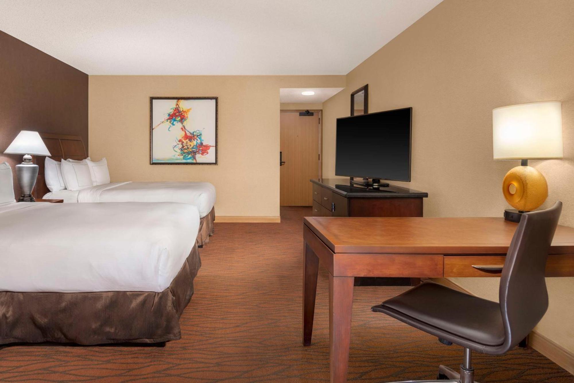 Hotel Hilton Orange County/Costa Mesa Extérieur photo