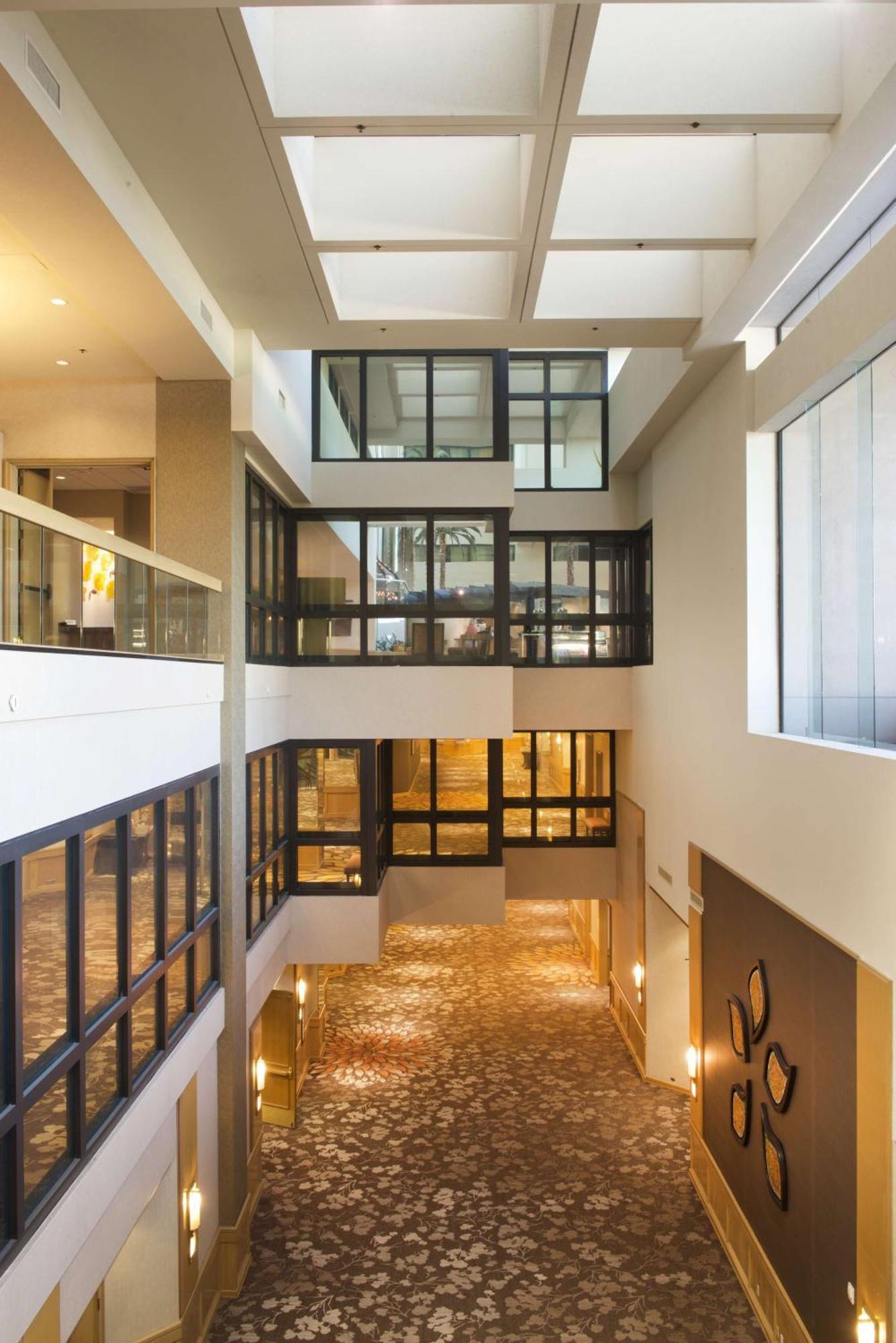 Hotel Hilton Orange County/Costa Mesa Extérieur photo